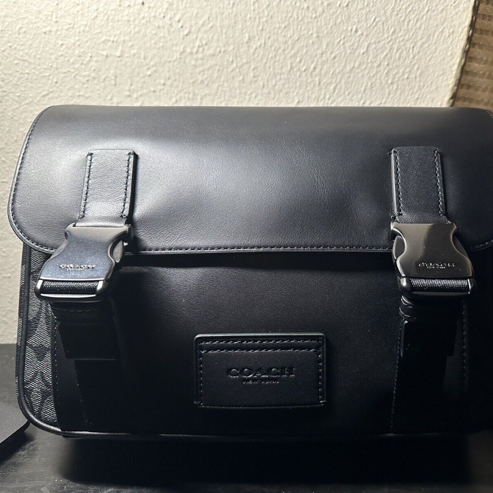 Coach Men's Track Crossbody Bag Black Signature Canvas (Brand New)